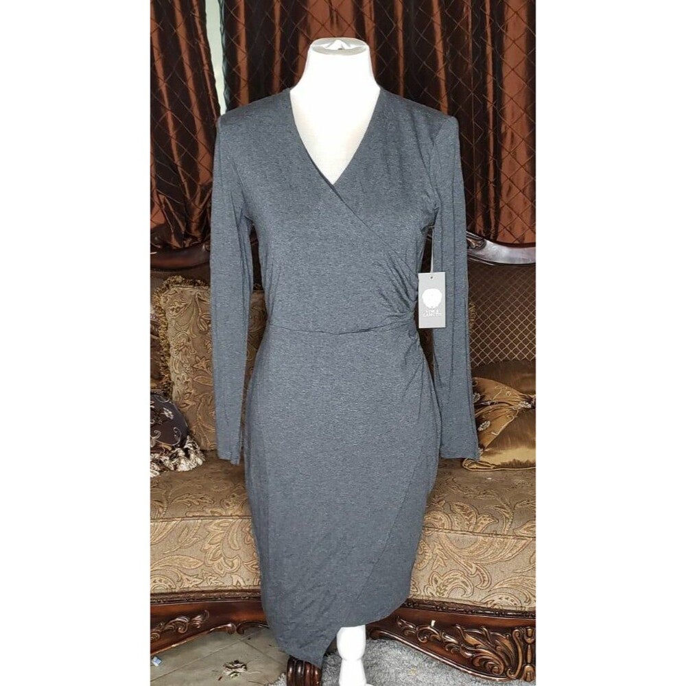 Vince Camuto dress, size small, new with